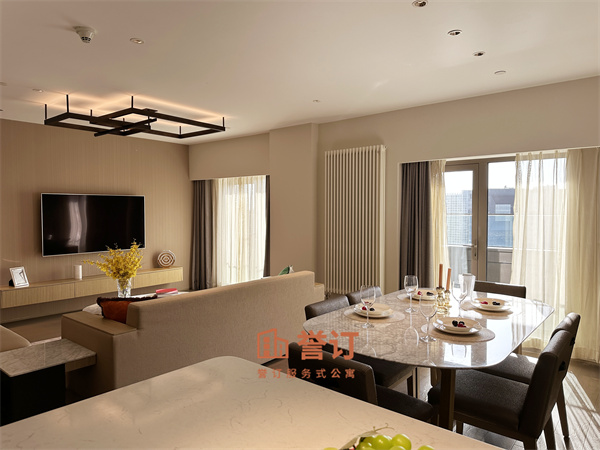 北京国贸公寓出租渠道初雪已至，来国贸中心开启一场浪漫之旅，国贸公寓：温馨港湾，静享浪漫时光